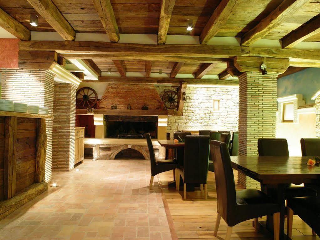 Bed and Breakfast Vilola Замбратия Экстерьер фото