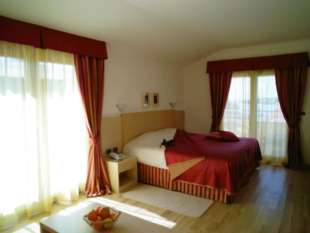 Bed and Breakfast Vilola Замбратия Экстерьер фото