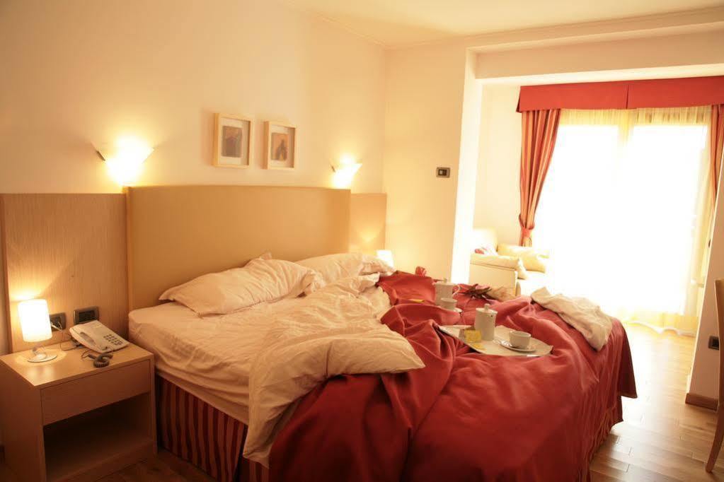 Bed and Breakfast Vilola Замбратия Экстерьер фото